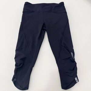 Lululemon Run: Pace Cropped Black Leggings Ruched Sides Size 4 Excellent